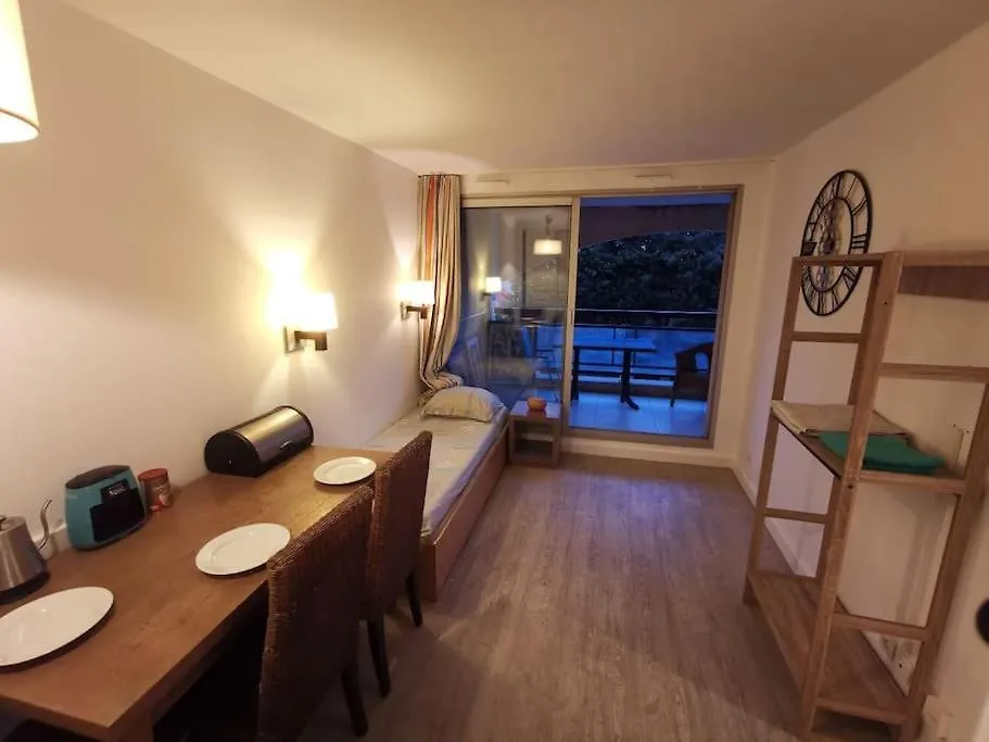 Apartman A&H Homes - Cannes Beach - Near Train Station